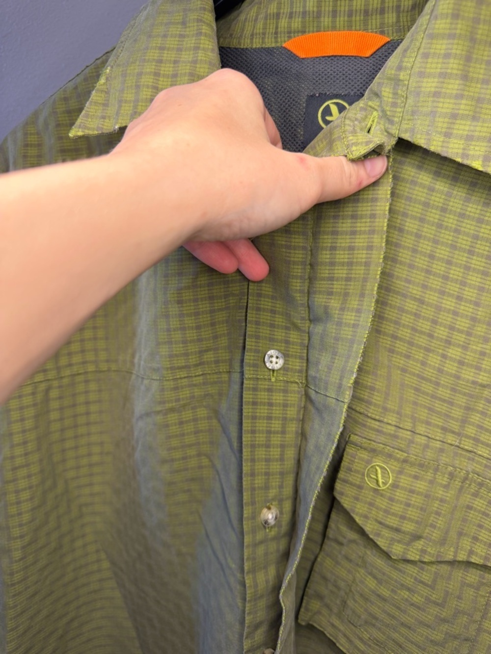 Aigle Men’s Green Plaid Collared Button Down Shirt Fishing Outdoors - Picture 4 of 7